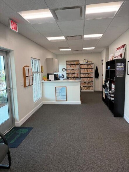 More Photos Of 9371 Cypress Lake Dr, Fort Myers Unknown For Lease