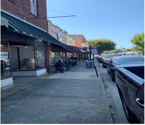 More Photos Of 116 E Rutherford St, Landrum Storefront Retail Office For Lease