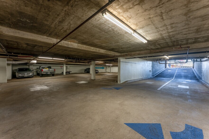 More Photos Of 6800-6830 La Jolla Blvd, San Diego Storefront Retail Office For Lease