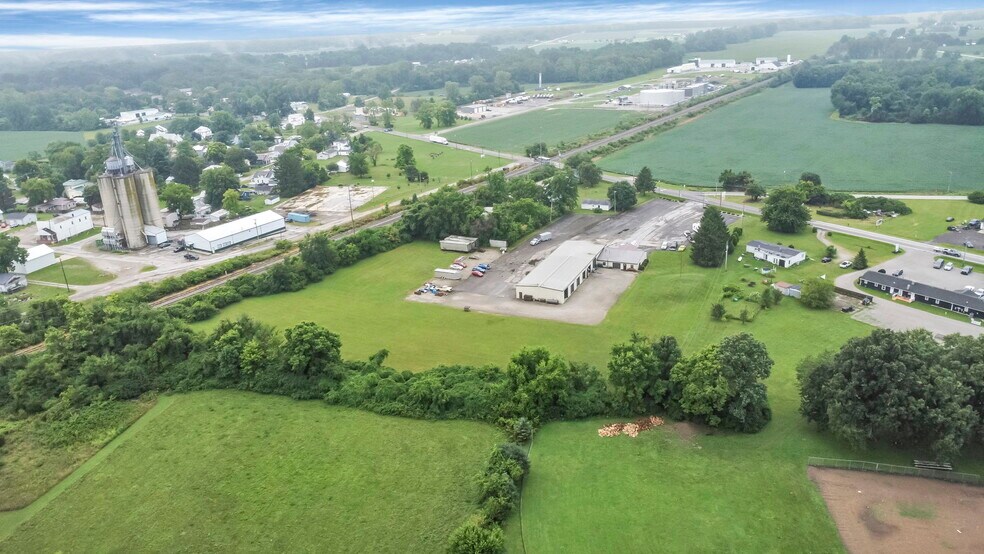 More Photos Of 544 W High St, Edison Auto Dealership For Sale