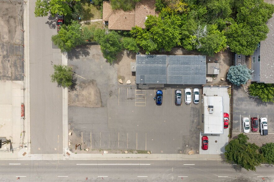 More Photos Of 2120 Ford St, Golden Restaurant For Sale