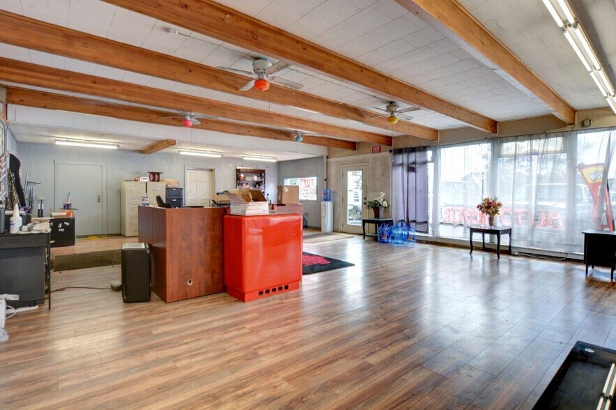 More Photos Of 606 S 6th St, Klamath Falls Specialty For Sale