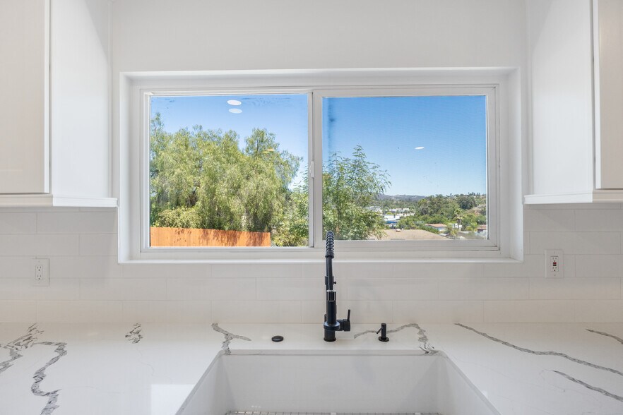 More Photos Of 632 Truly Ter, Vista Apartments For Sale
