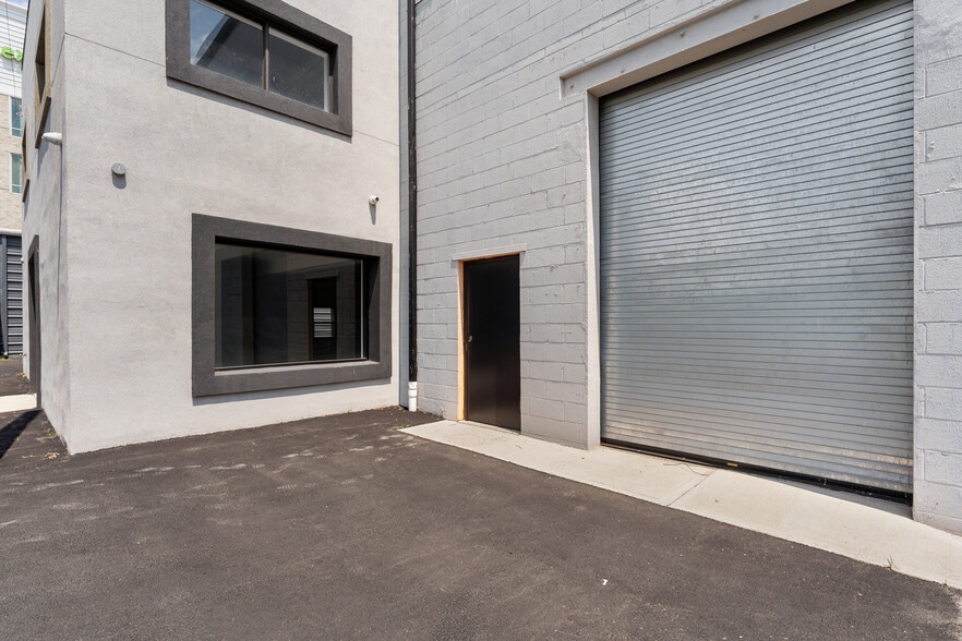 More Photos Of 470 Belleville Tpke, North Arlington Warehouse For Lease