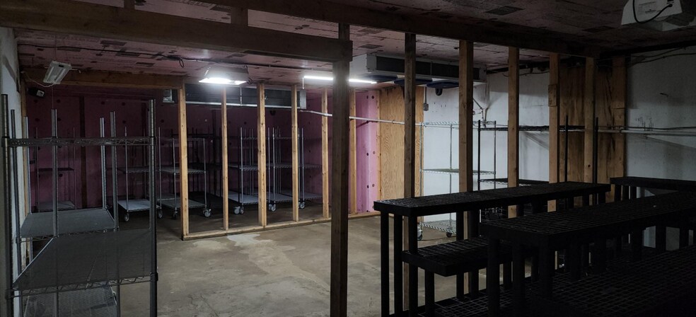 More Photos Of 5 Cross St, Meriden Warehouse For Sale