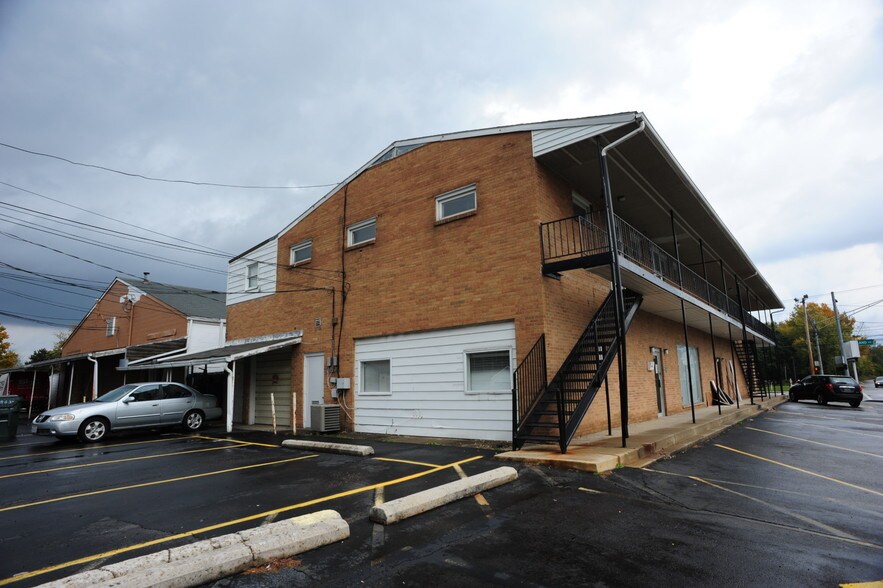 More Photos Of 3963 Cleveland Ave, Columbus Storefront Retail Residential For Lease