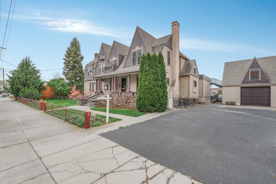 More Photos Of 233 SE 4th St, Pendleton Restaurant For Sale