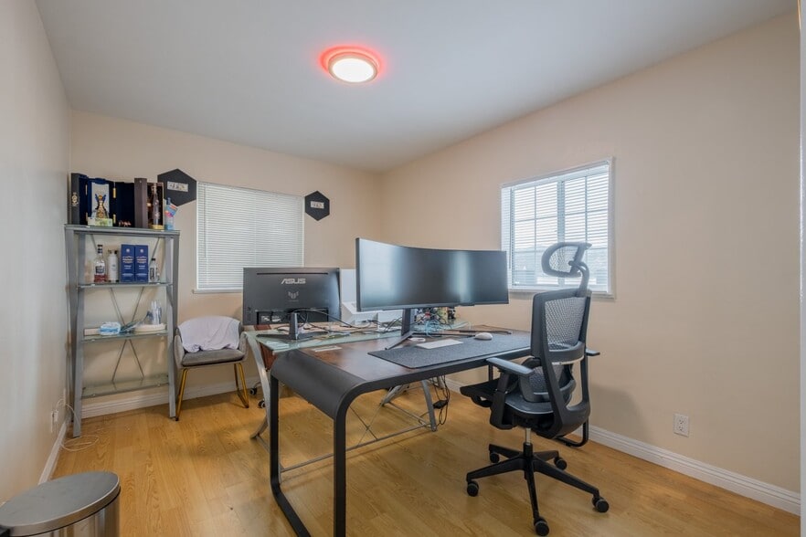 More Photos Of 6623 San Fernando Rd, Glendale Storefront Retail Office For Sale