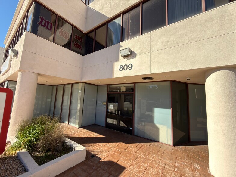 More Photos Of 809 S Atlantic Blvd, Monterey Park Office For Sale