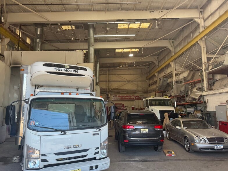 More Photos Of 2-16 Avenue C, Newark Warehouse For Lease