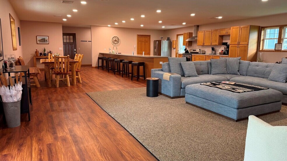 More Photos Of 3884 S Gillette Dr, Wisconsin Dells Lodge Meeting Hall For Sale