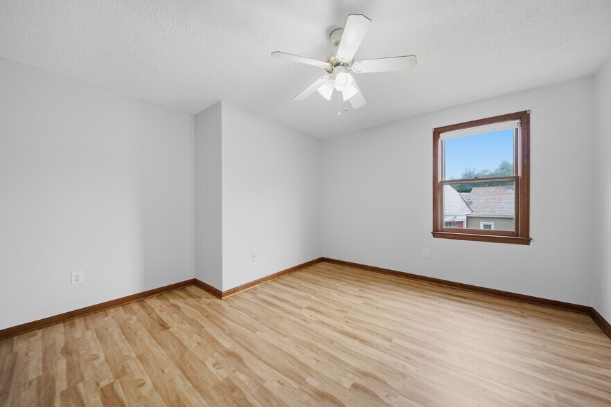 More Photos Of 61 B St, Manchester Multifamily For Sale