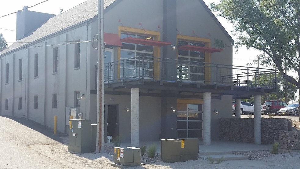 More Photos Of 21 S 1st Ave, Brighton Restaurant For Sale