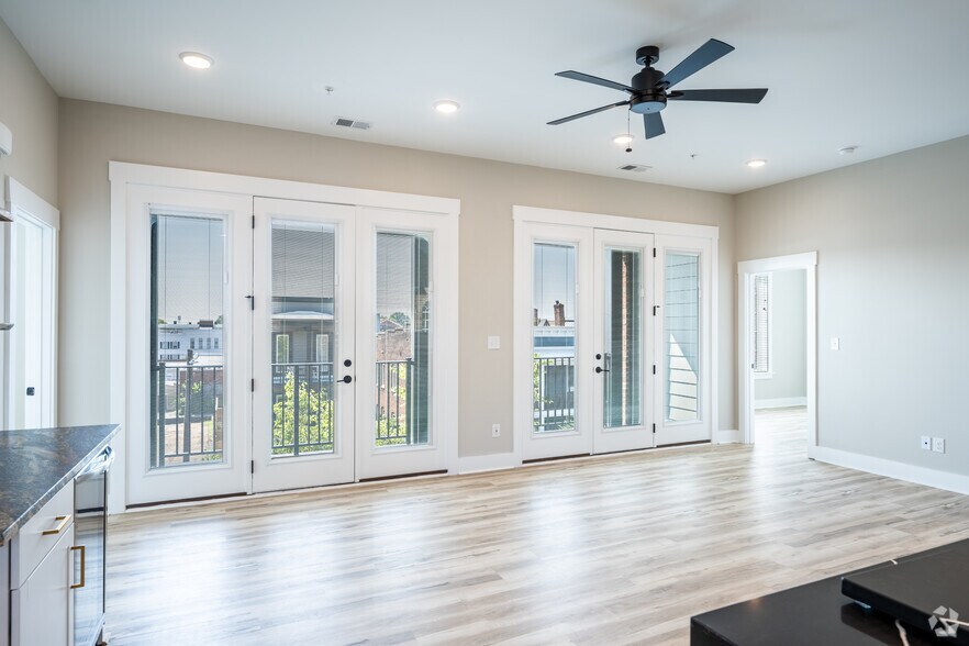 More Photos Of 1421 Bainbridge St, Richmond Apartments For Sale