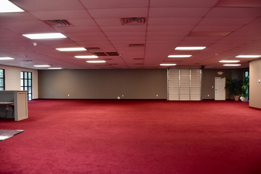 More Photos Of 1504 Fording Island Rd, Bluffton Freestanding For Lease