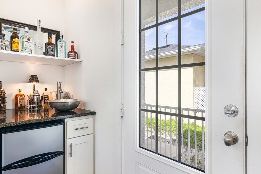 More Photos Of 2974 Van Buren Ave, Naples Storefront Retail Residential For Sale