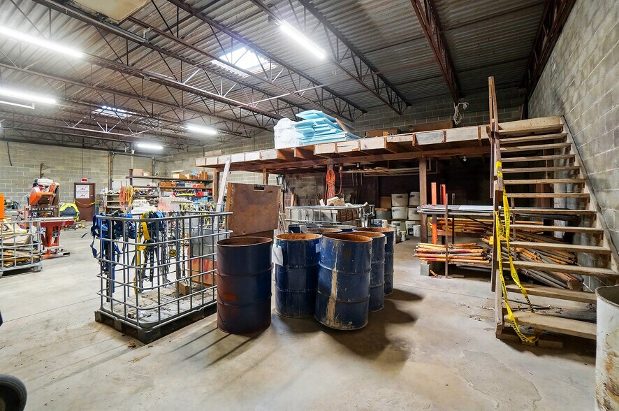 More Photos Of 2300 Ome Ave, Dayton Warehouse For Sale