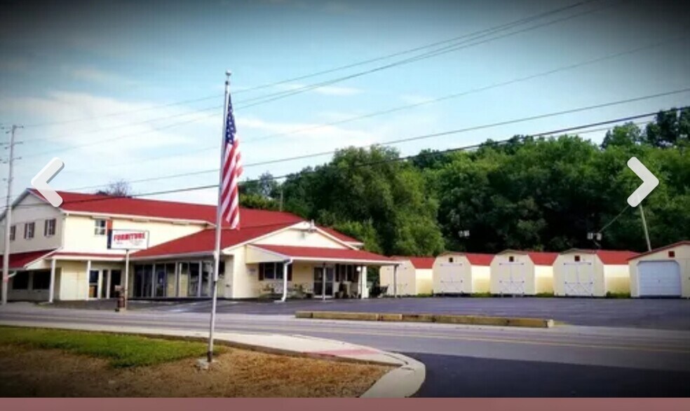 More Photos Of 1105 W Main St, Mount Joy General Retail For Sale