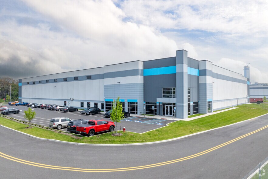 More Photos Of 110 Van Keuren Ave, Jersey City Industrial For Lease