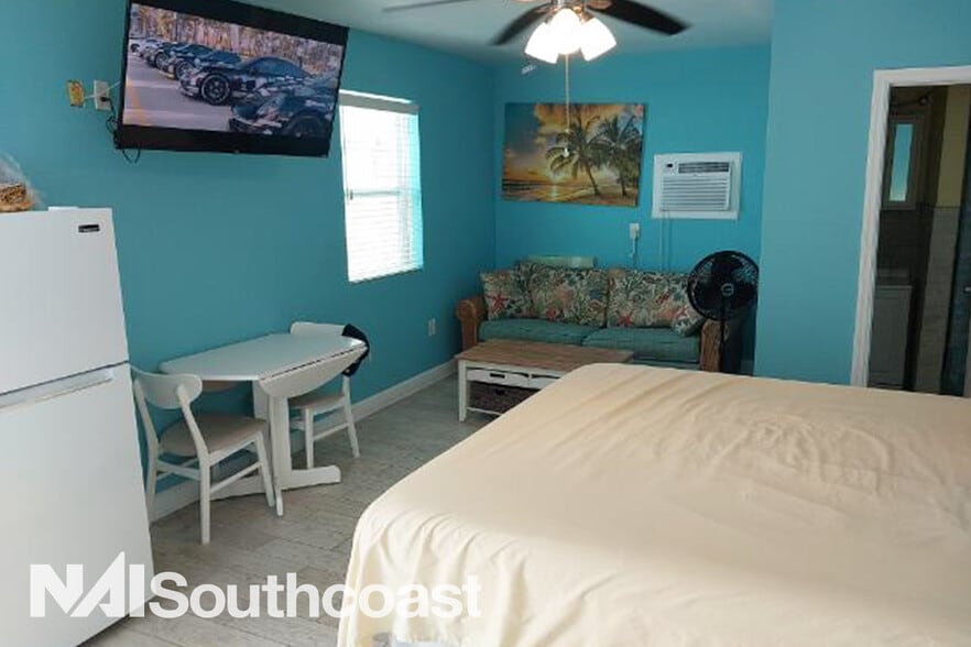 More Photos Of 59073 Overseas Hwy, Marathon Marina For Sale