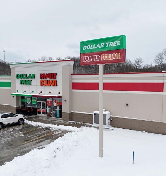 More Photos Of 215 Lock Rd, Butler General Retail For Sale