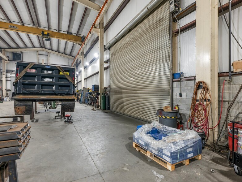 More Photos Of 1205 Industrial Blvd, Gainesville Warehouse For Sale