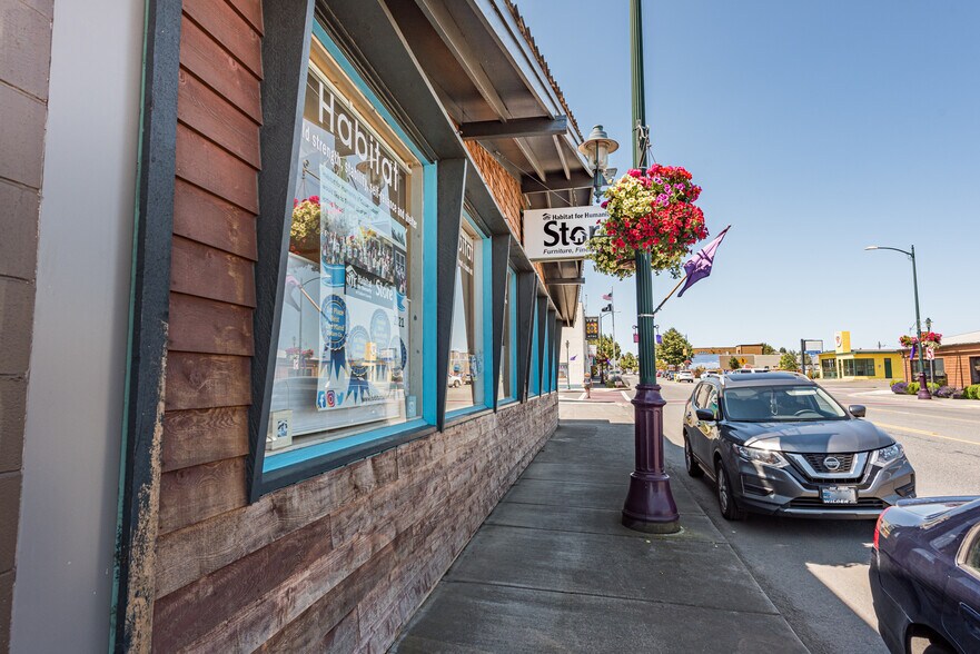 More Photos Of 213 E Washington St, Sequim Storefront Retail Office For Sale