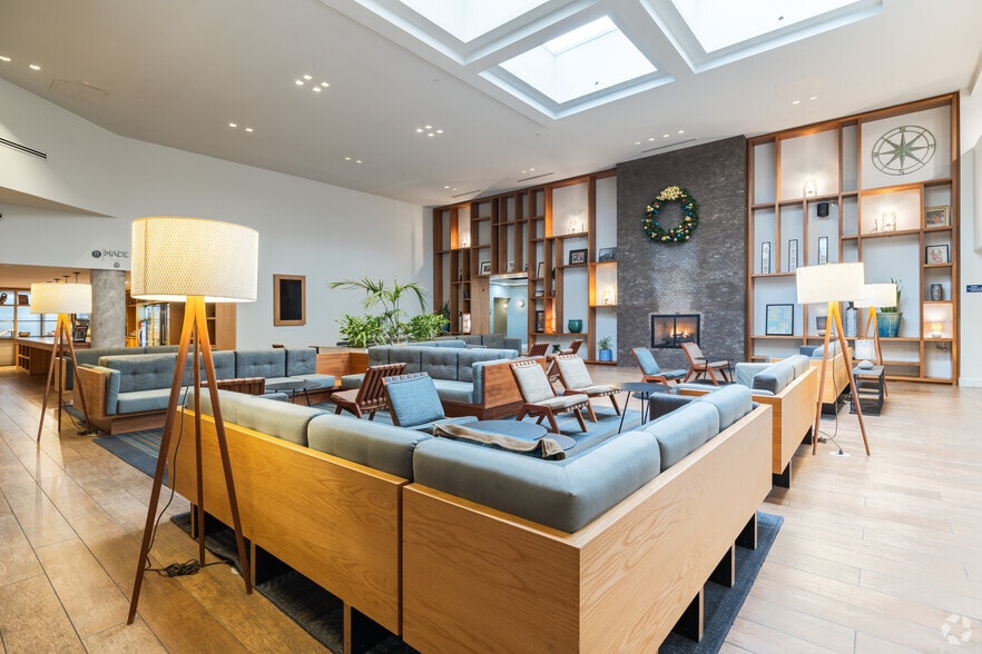 More Photos Of 2055 S Park Pl SE, Atlanta Hotel For Sale