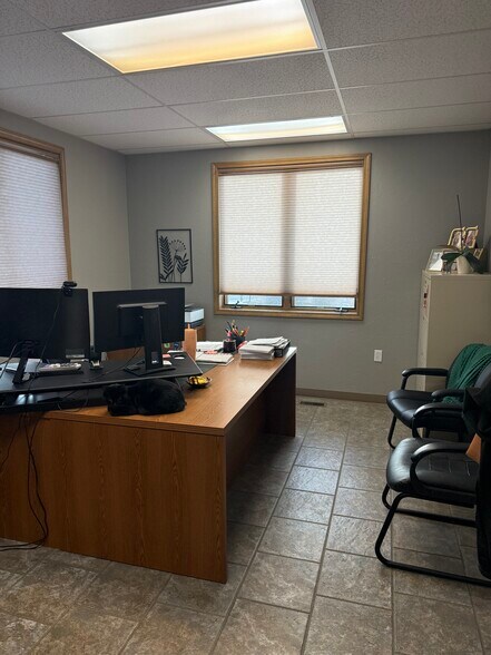 More Photos Of 2990 N Townsend Ave, Montrose Light Distribution For Sale