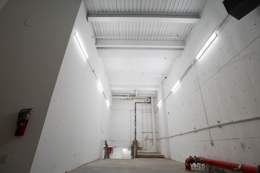 More Photos Of 25 Great Jones St, New York Apartments For Lease