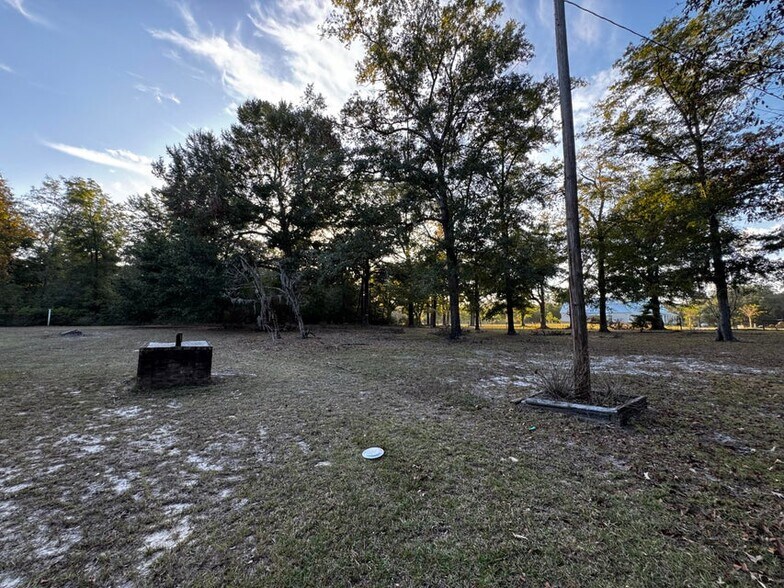 More Photos Of 143 Fisk Rd, Dorchester Specialty For Sale