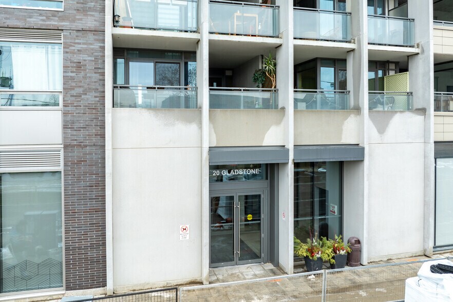 More Photos Of 20 Gladstone Ave, Toronto Apartments For Lease