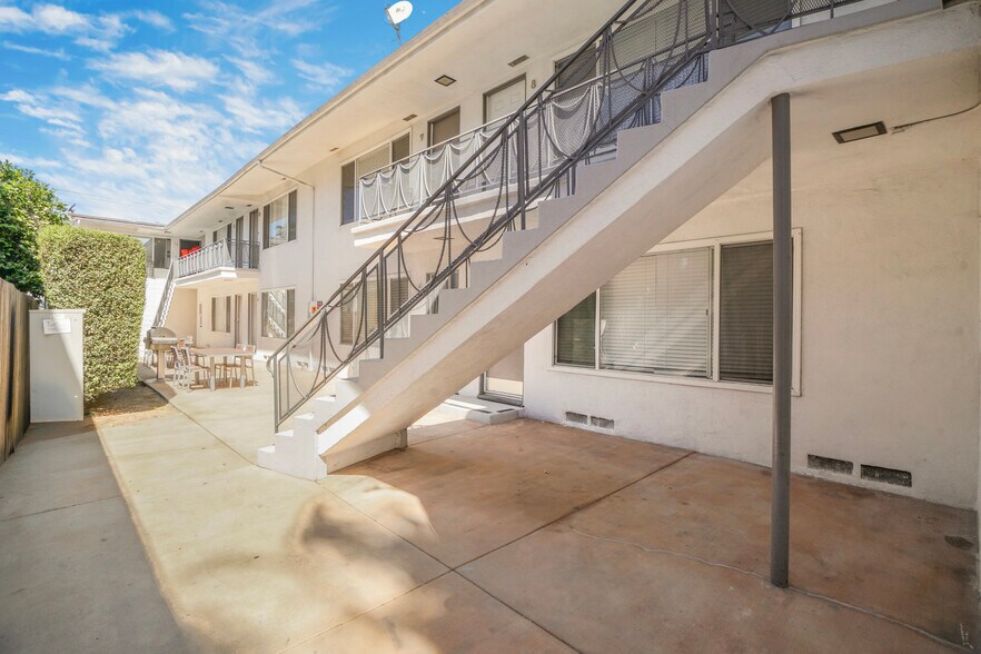 More Photos Of 939 Pacific Ave, Long Beach Apartments For Sale