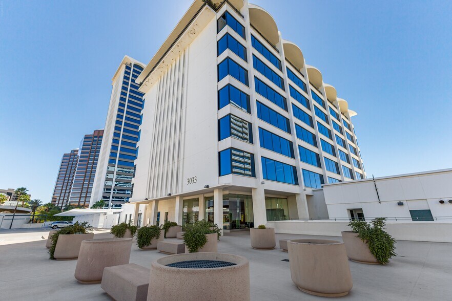 More Photos Of 3033 N Central Ave, Phoenix Office For Sale