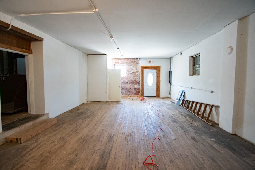 More Photos Of 222 E Main St, Walhalla General Retail For Sale