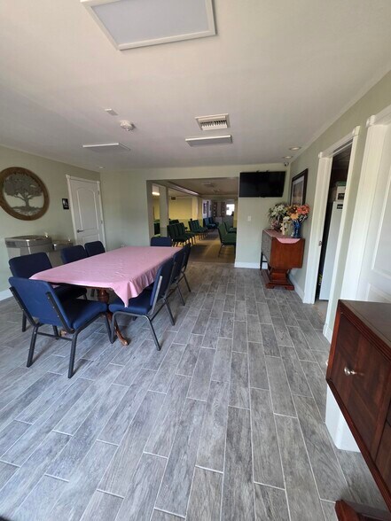 More Photos Of 4811 S Del Prado Blvd, Cape Coral Office For Lease