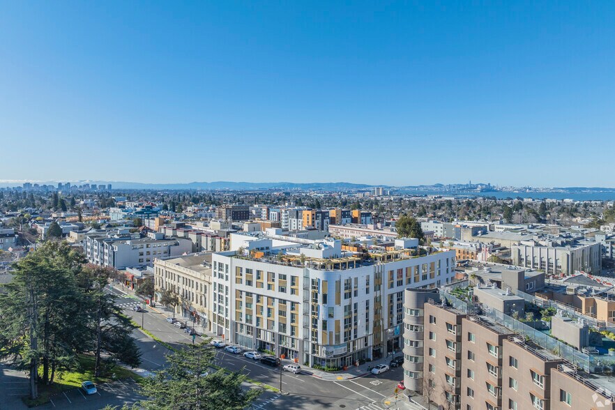 More Photos Of 2150 Kittredge St, Berkeley Apartments For Lease