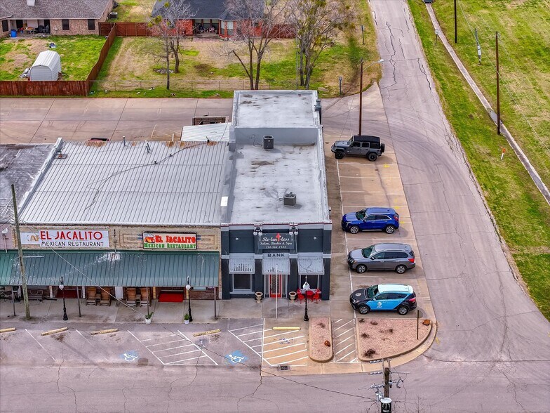 More Photos Of 100 S Main St, Crandall Storefront Retail Residential For Sale