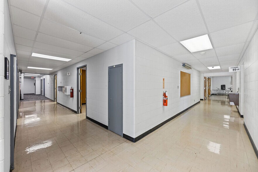 More Photos Of 110 Danville Pike, Hillsboro Unknown For Lease