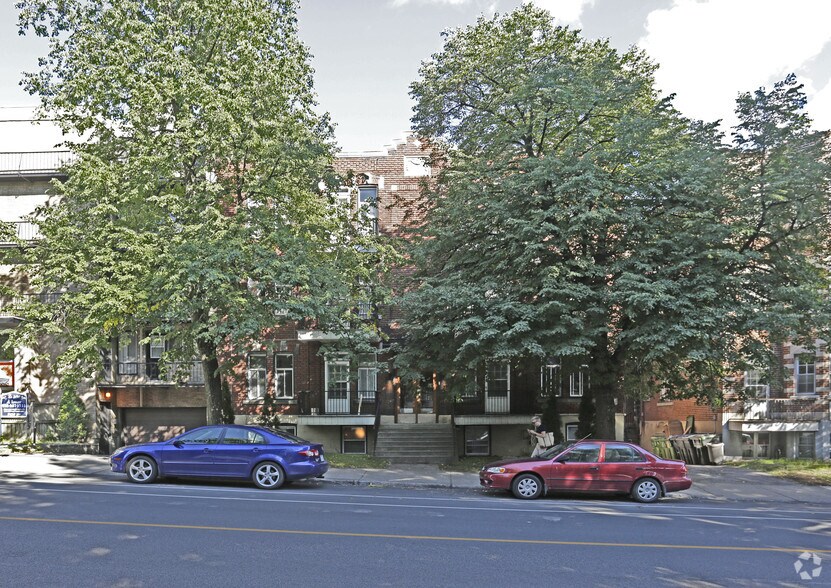 More Photos Of , Montréal Multifamily For Sale