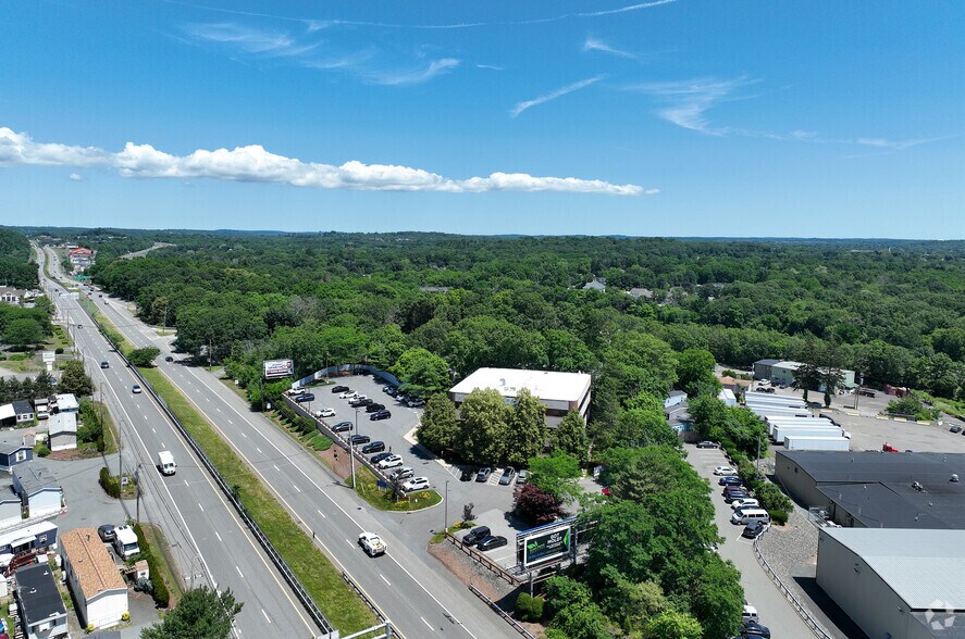 More Photos Of 89 Newbury St, Danvers Office For Lease