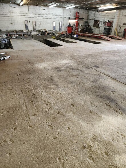 More Photos Of 1530 S 11th St, Nebraska City Auto Repair For Sale