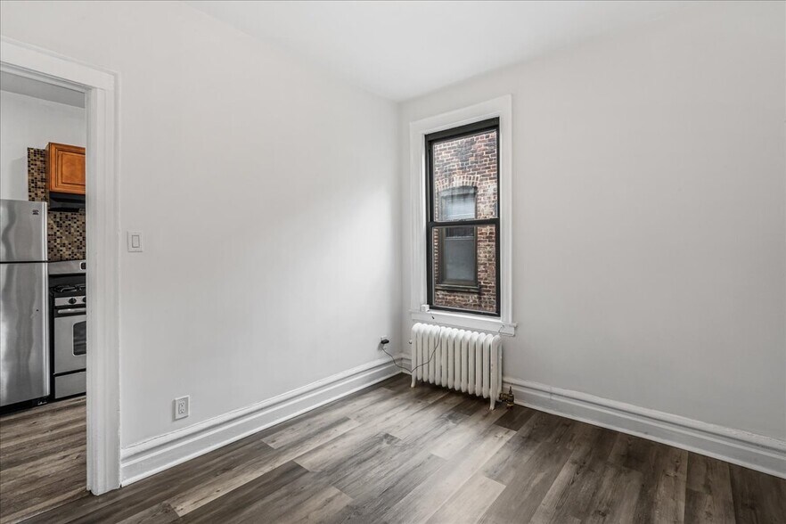 More Photos Of 3625 30th St, Long Island City Apartments For Sale