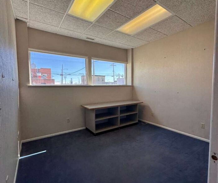 More Photos Of 222 1st Street, Laurel Medical For Lease