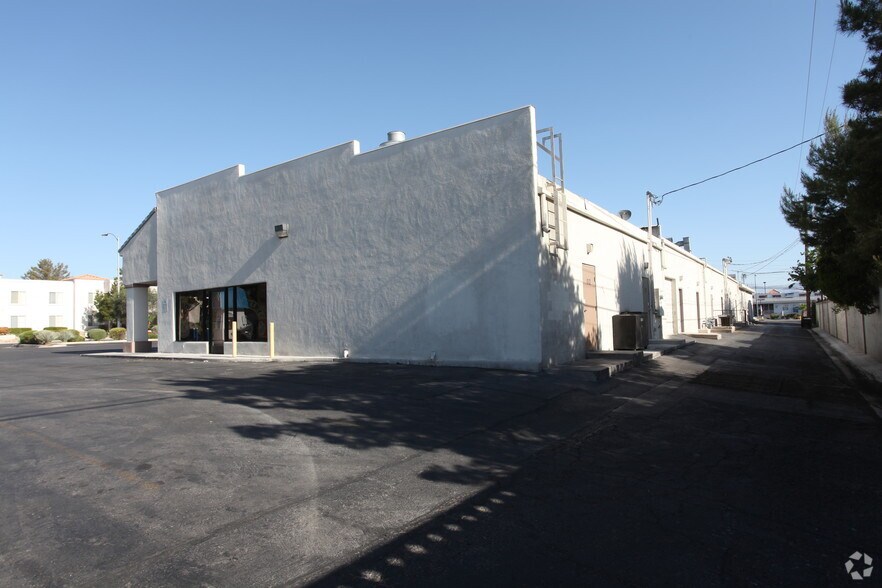 More Photos Of 2333-2339 N Jones Blvd, Las Vegas Unknown For Lease