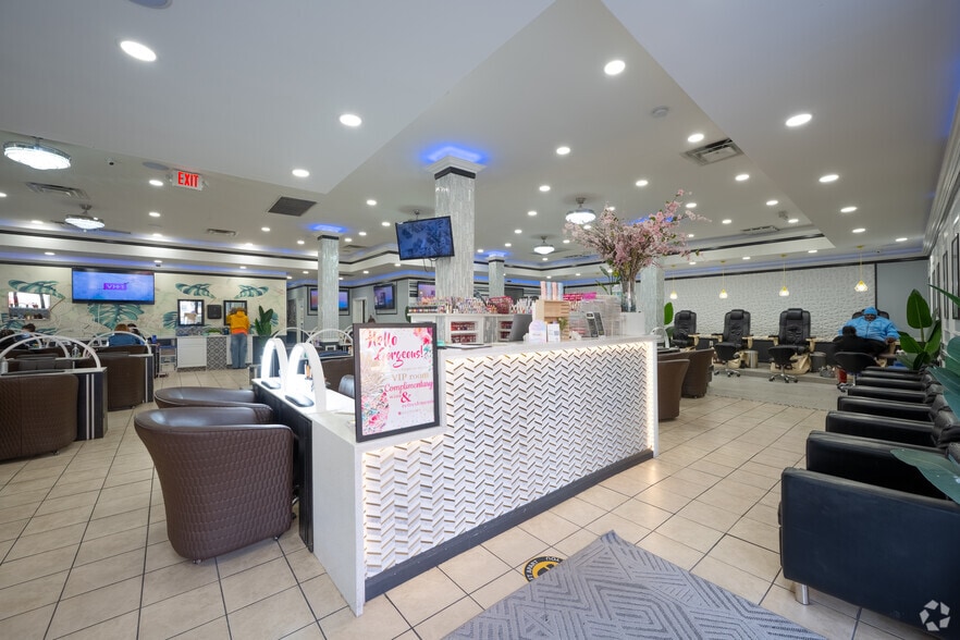 More Photos Of 3226-3238 Greenmount Ave, Baltimore Storefront For Sale