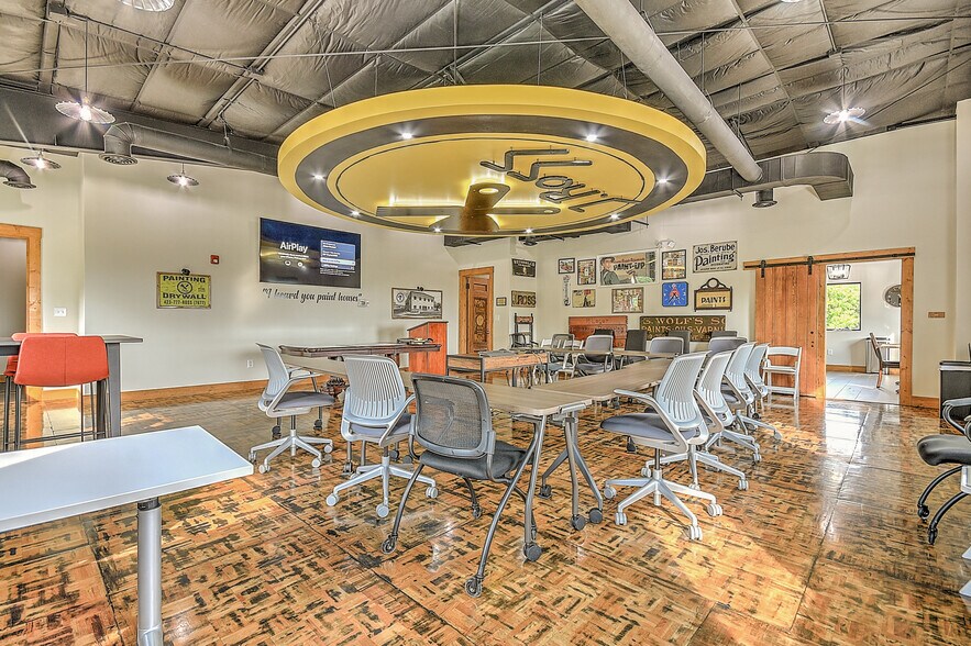 More Photos Of 915 Millennium Ct, Blountville Warehouse For Sale