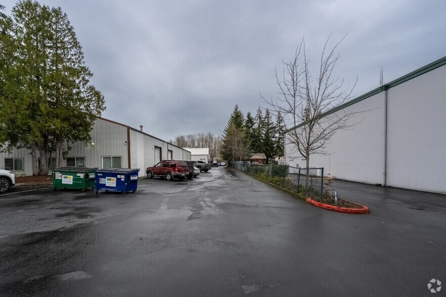 Primary Photo Of 11609 49th Pl W, Mukilteo Warehouse For Lease
