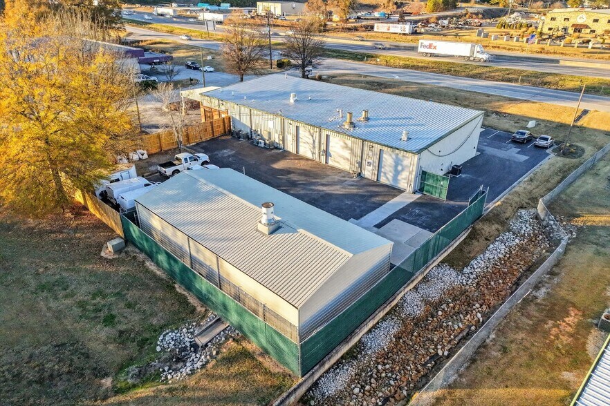 More Photos Of 1595 Access Rd, Covington Storefront For Sale