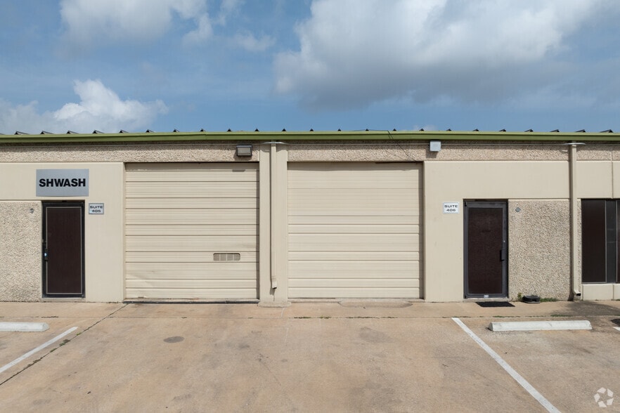 More Photos Of 5214 Burleson Rd, Austin Unknown For Lease